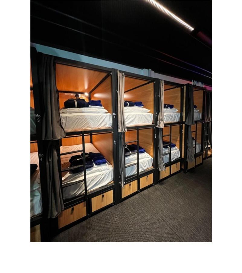 Capsuleaccom Hostel Gold Coast Eksteriør billede